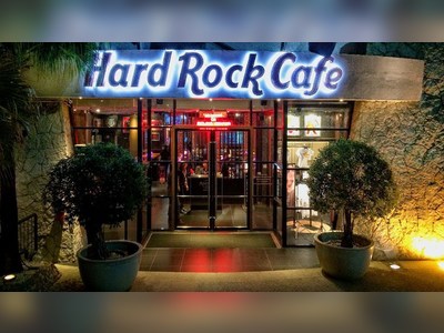 Hard Rock Cafe - amazingthailand.org