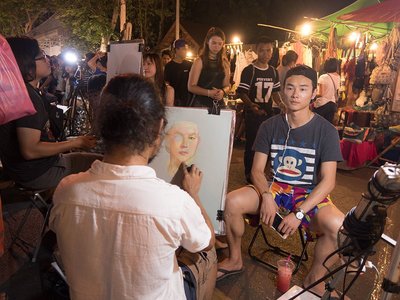 กาดหน้ามอ (ตลาดกลางคืนนักศึกษา) - amazingthailand.org