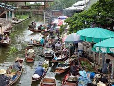 Tha Kha Floating Market - amazingthailand.org