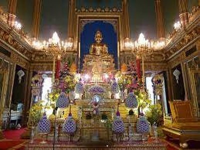 Wat Ratchabophit - amazingthailand.org