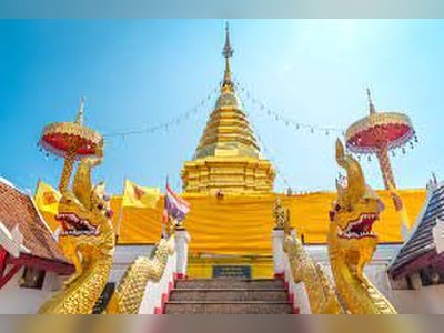 Wat Phra That Doi Kham (Golden Temple) - amazingthailand.org