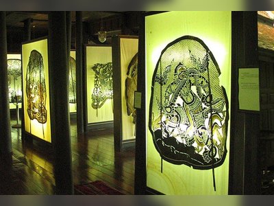 Emjaroen Gallery - amazingthailand.org
