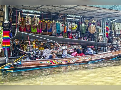 ตลาดน้ำดำเนินสะดวก - amazingthailand.org